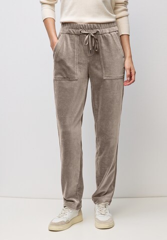 STREET ONE Regular Pants in Brown: front