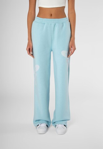 Felicious Loosefit Hose in Blau: Vorderseite