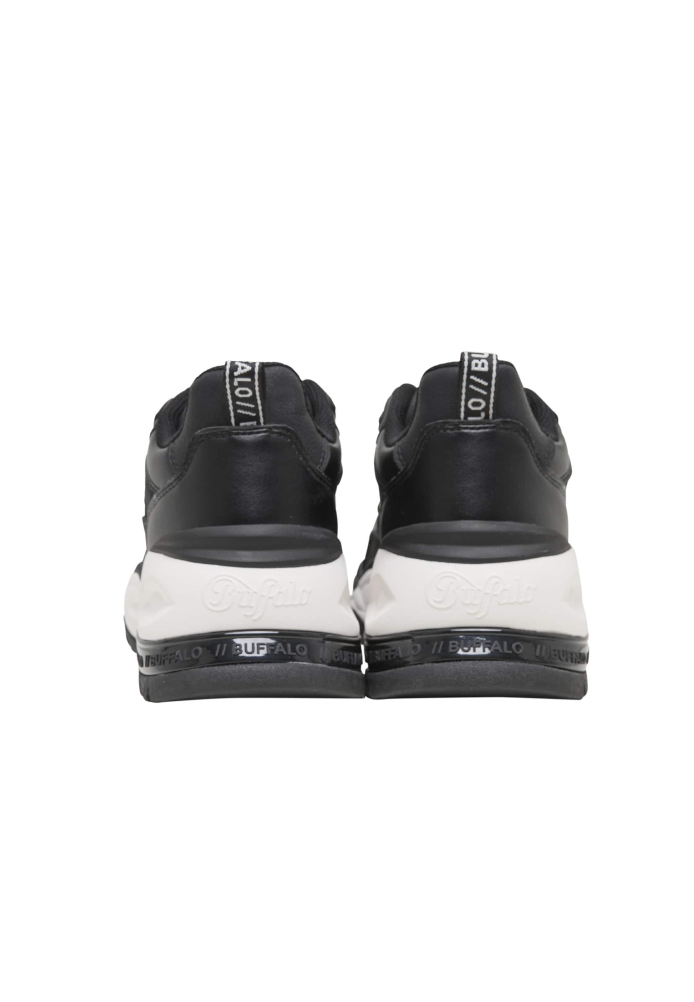 Sneaker bassa di BUFFALO in nero