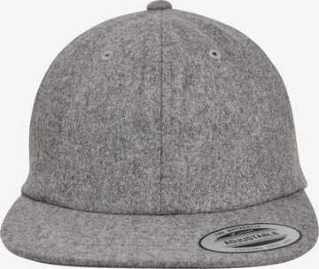 Cappello da baseball 'Melton' di Flexfit in grigio