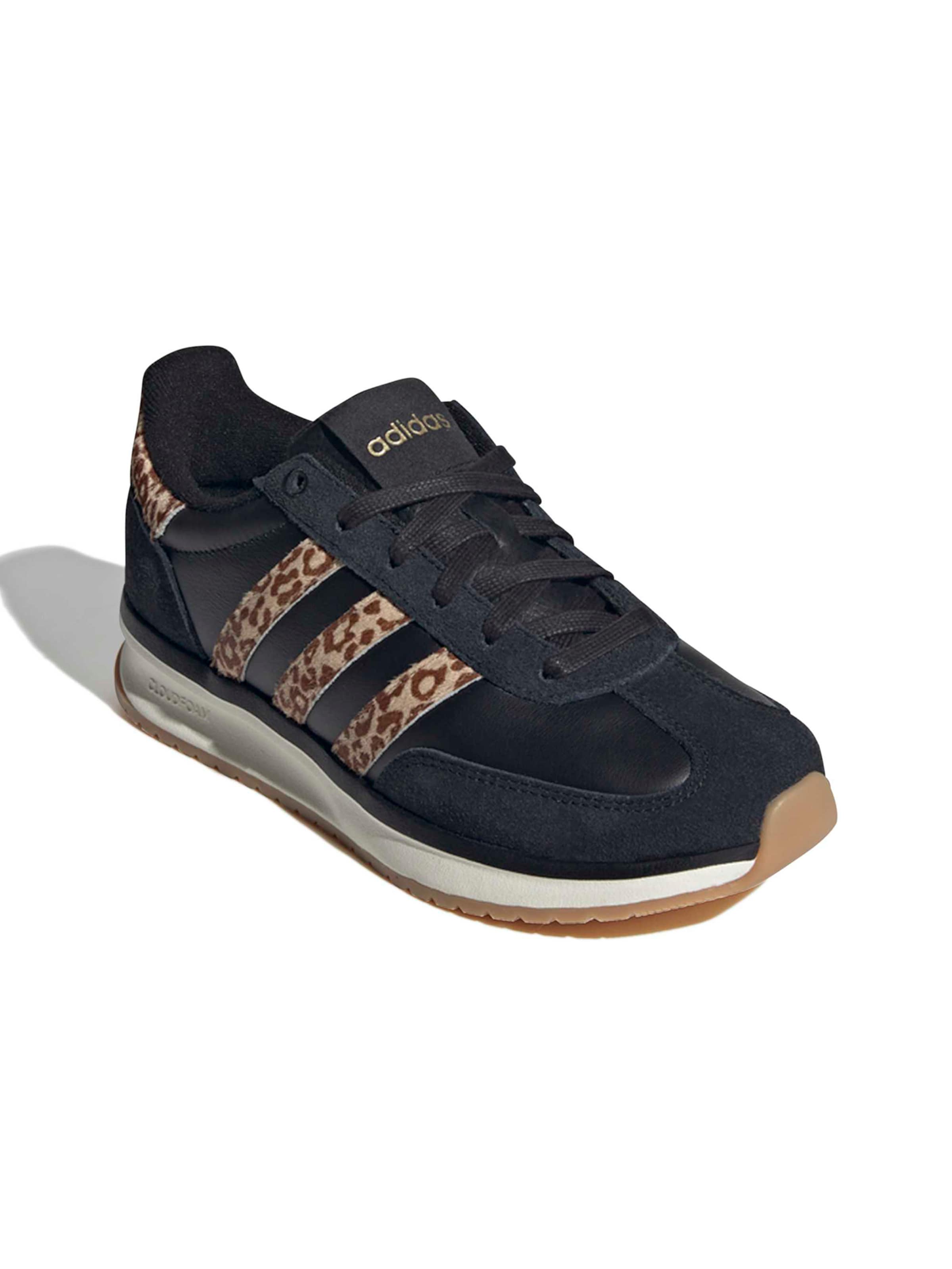 ADIDAS SPORTSWEAR Sneakersy niskie 'Run 70s 2.0' w kolorze czarny: przód