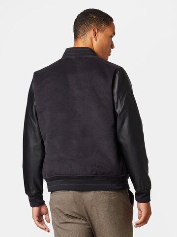 HOLLISTER Between-Season Jacket in Black