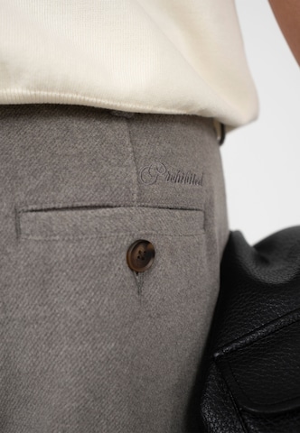 Prohibited Loosefit Bandplooibroek 'Podium' in Grijs