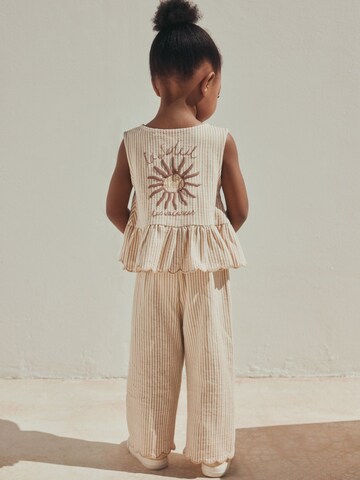 Next Set in Beige: front