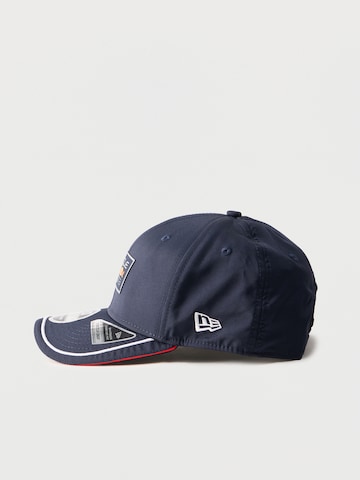 NEW ERA Hætte 'FW DYN BULL 9SEVENTY® RED BULL' i blå