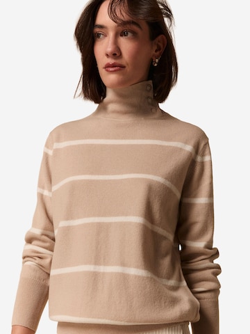 Il Lanificio Sweater in Beige: front