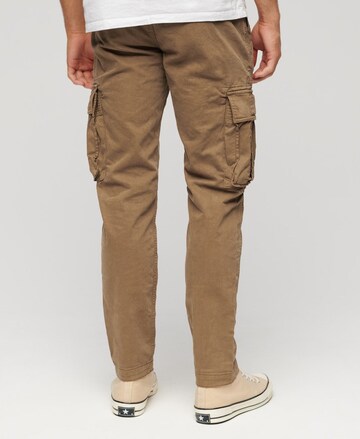 Superdry Regular Cargobroek 'Core' in Groen