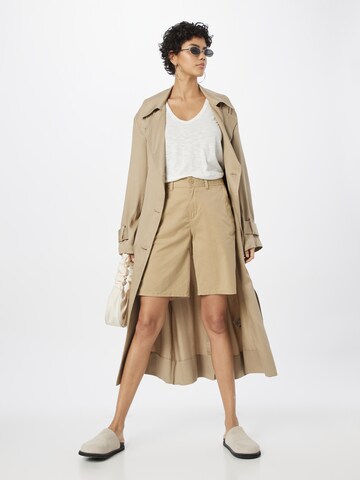 s.Oliver Loose fit Trousers in Beige