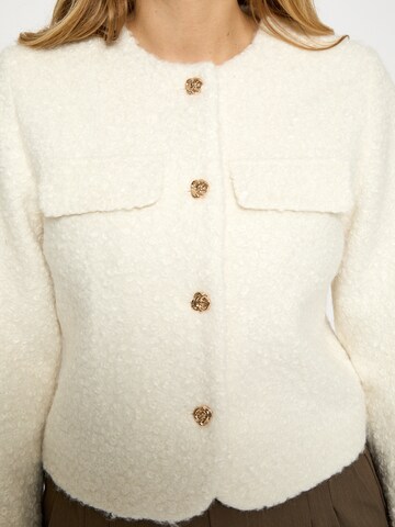 Peppercorn 'Lativa' in Weiß