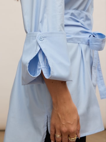 noar studios Blouse 'BELTED SHIRT' in Blue