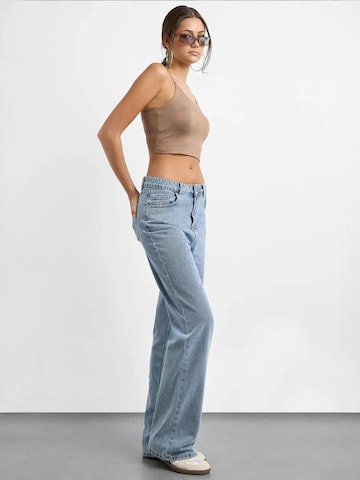 Hiccup Top in Brown