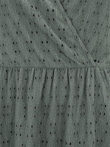 Vero Moda Tall Kleid 'ULRIKKE' in Grün