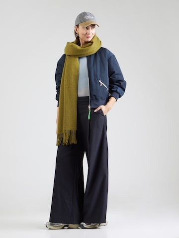 Geacă de primăvară-toamnă 'Ellanora' de la NÜMPH pe albastru