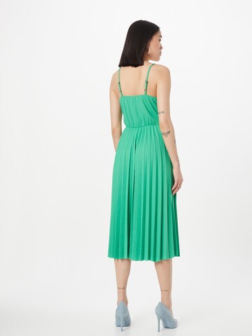 Trendyol Kokteilové šaty - Zelená