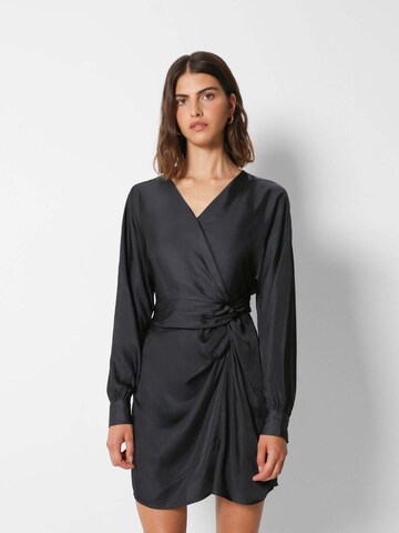 Scalpers Dress in Black: front