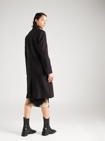 Stefanel Between-Seasons Coat in Black