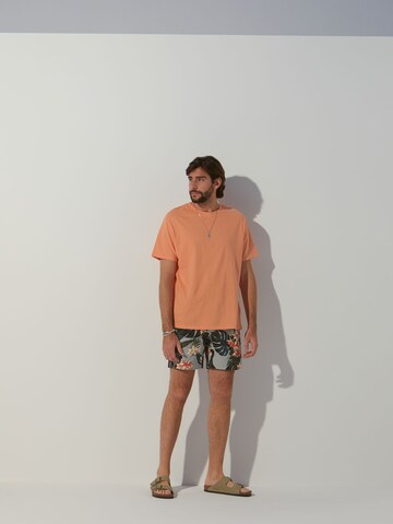 ABOUT YOU x Alvaro Soler T-Shirt 'Rocco' in Orange