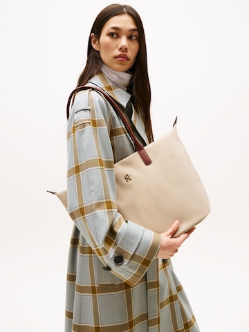 TOMMY HILFIGER Ostoskassi 'POPETTE' värissä beige