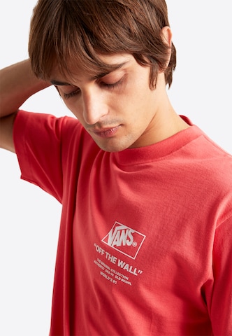 VANS - Camiseta 'Stacked Hi' en rojo