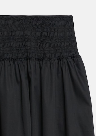 COMMA Skirt in Black