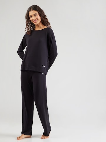 BOSS - Pijama en negro: frente