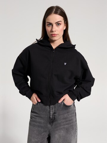 Veste de survêtement 'Chiara' NOWIHT en noir