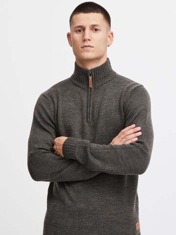 Pullover 'Noan' di 11 Project in grigio: frontale