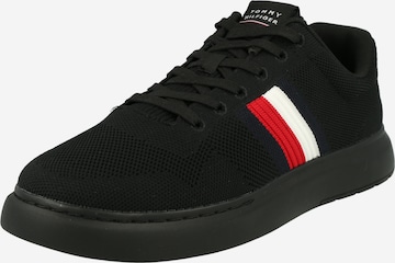 TOMMY HILFIGER Sneakers laag in Zwart: voorkant