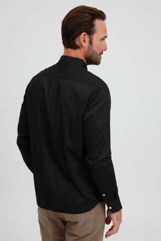 FQ1924 - Regular Fit Camisa 'Halvar' em preto