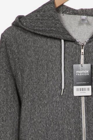 American Apparel Sweatshirt & Zip-Up Hoodie in M in Grey