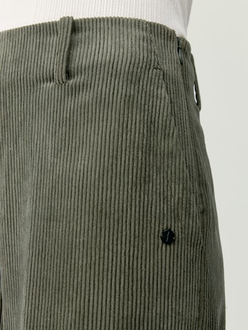 Born Regular Sports trousers ' Zinnia ' in Green