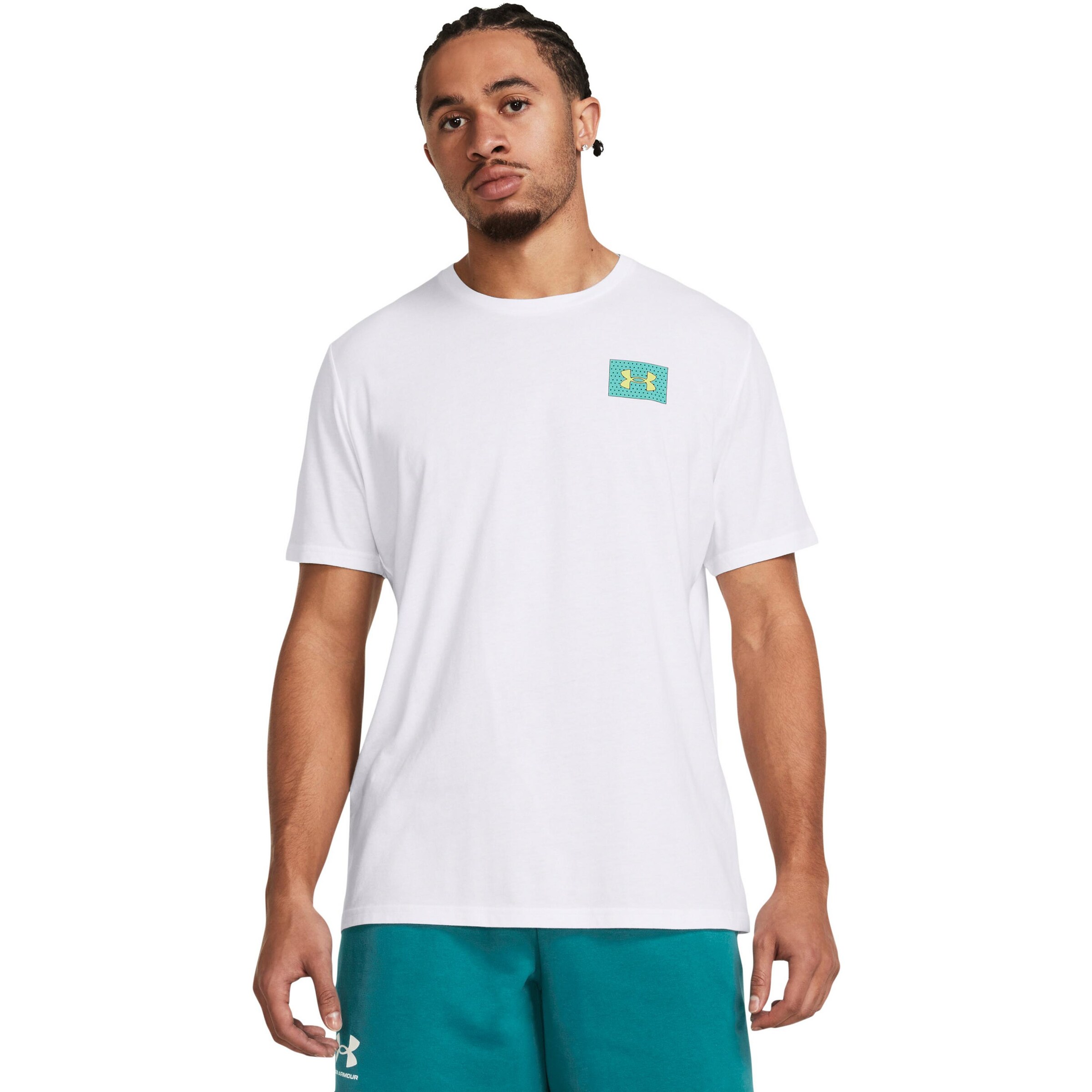 UNDER ARMOUR Performance Shirt in White: front