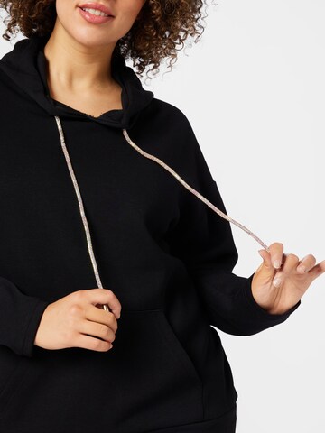 ONLY Curve Sweatshirt 'NEW FANCY' in Schwarz