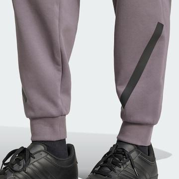 Effilé Pantalon de sport 'Z.N.E.' ADIDAS SPORTSWEAR en gris