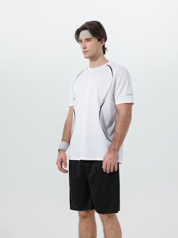 Youthup Tracksuit 'Atemzug' in White