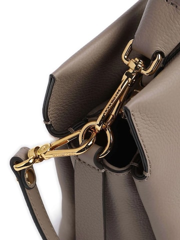 Borsa a mano 'Boheme Grana Double Shoulder Bag' di Coccinelle in grigio