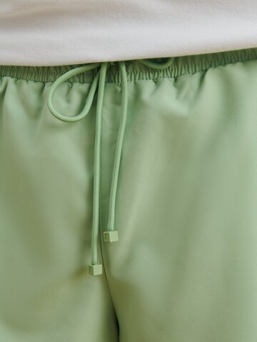 regular Pantaloncini da bagno 'Yigit' di DAN FOX APPAREL in verde