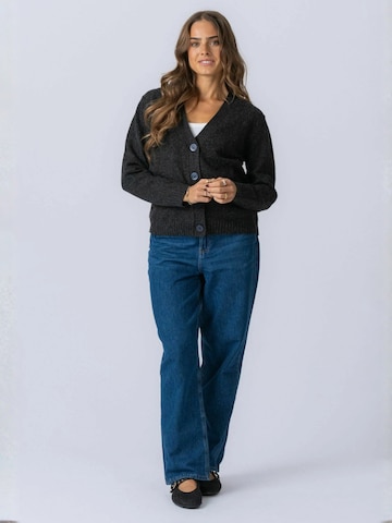 Cardigan ' Knitted Cardigan ' TEESHOPPEN en gris