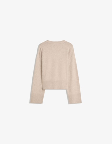 Pulover de la Bershka pe bej