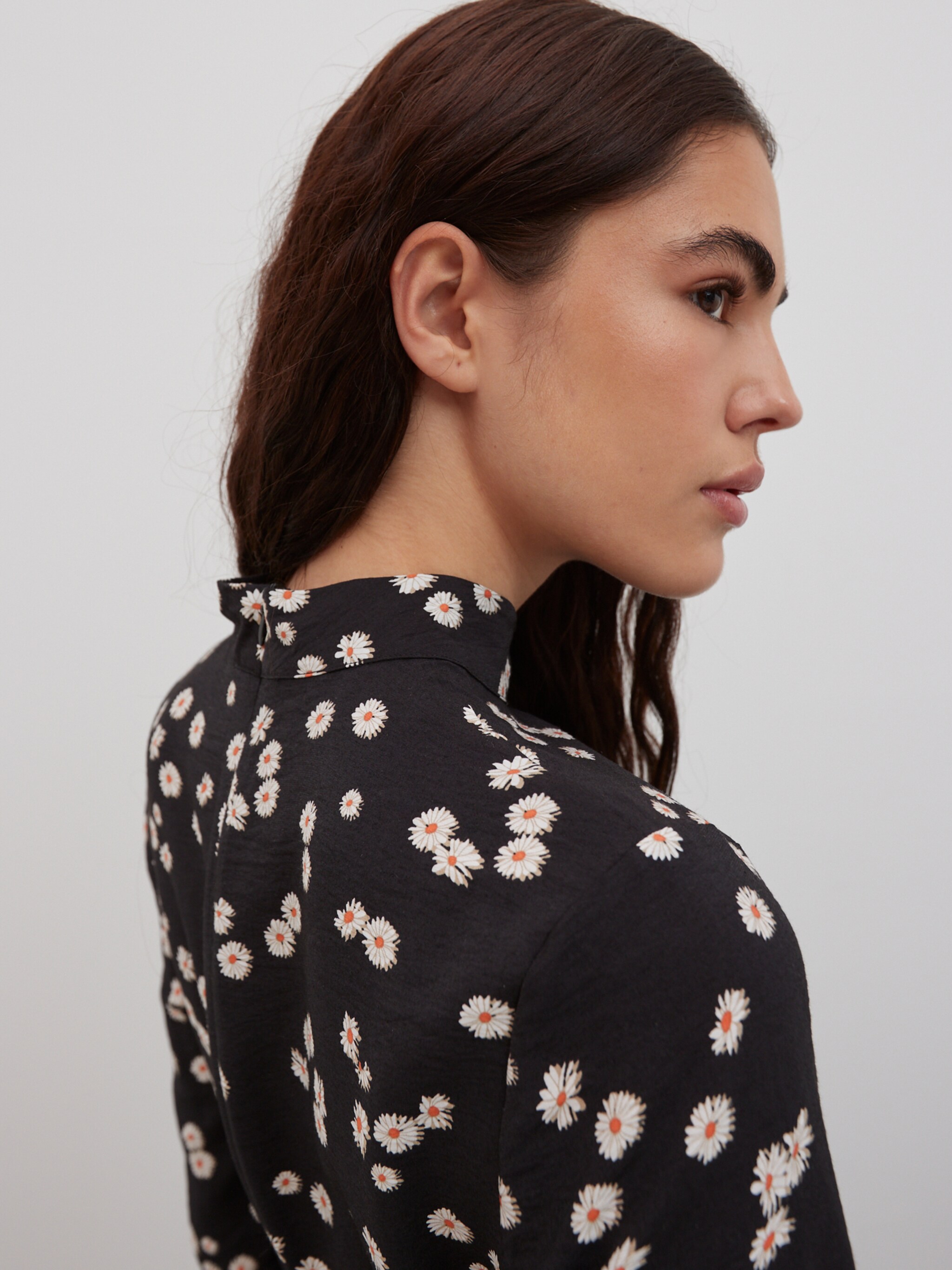 EDITED Produkte Kleid 'Neha' schwarz
