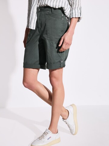 STREET ONE - regular Pantalón 'Yulius' en verde: frente