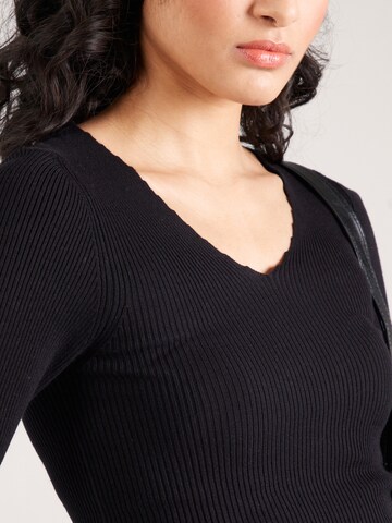 Pull-over NÜMPH en noir