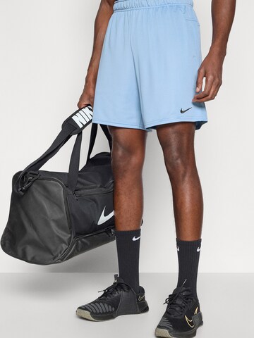 NIKE Regular Sportshorts 'Flex' in Blau