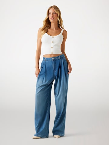 GUESS Knitted Top in White