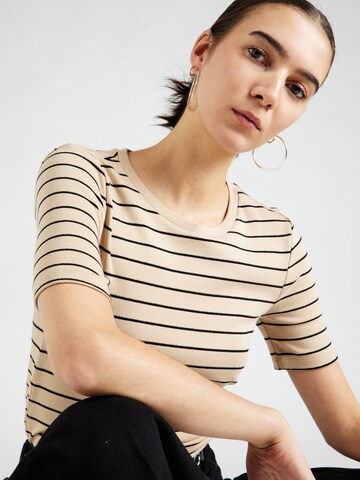 GAP T-Shirt in Beige