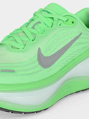 Chaussure de course 'Vomero Plus' NIKE en vert