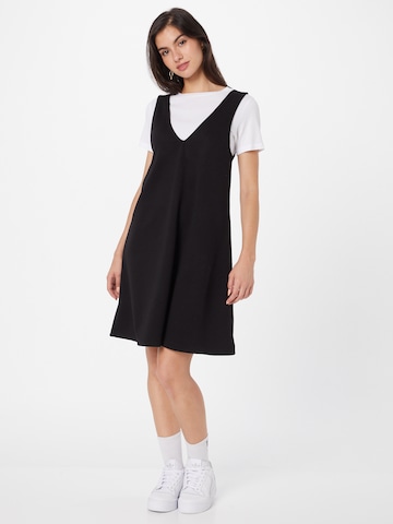 Rochie 'MIRA' de la OBJECT pe negru