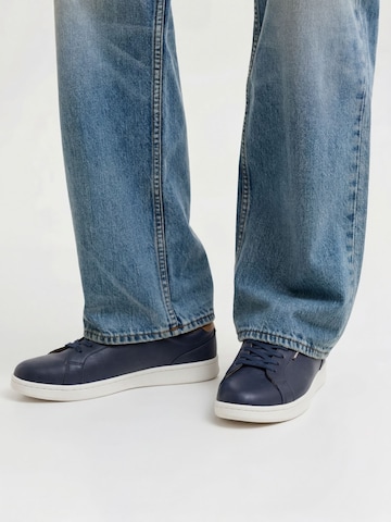 JACK & JONES Sneakers laag in Blauw: voorkant