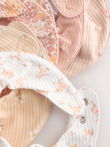 Next Bib in Pink
