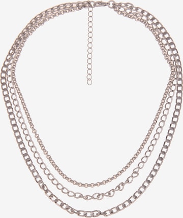 Leslii Necklace in Silver: front